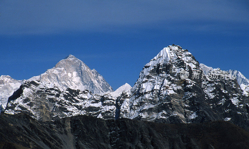 Gokyo Ri的Makalu